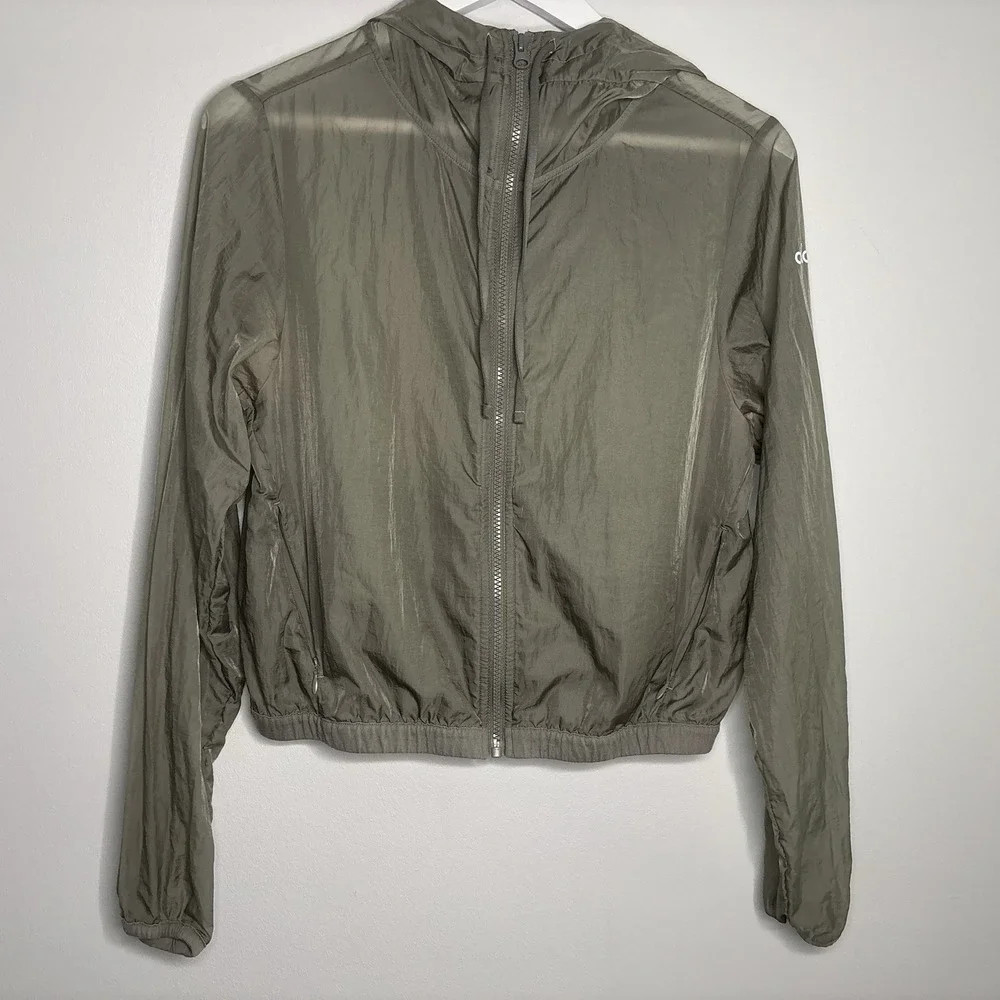 Alo‎ Yoga Women's Green Nylon Hooded Windbreaker Full Zip Cropped Jacket Small